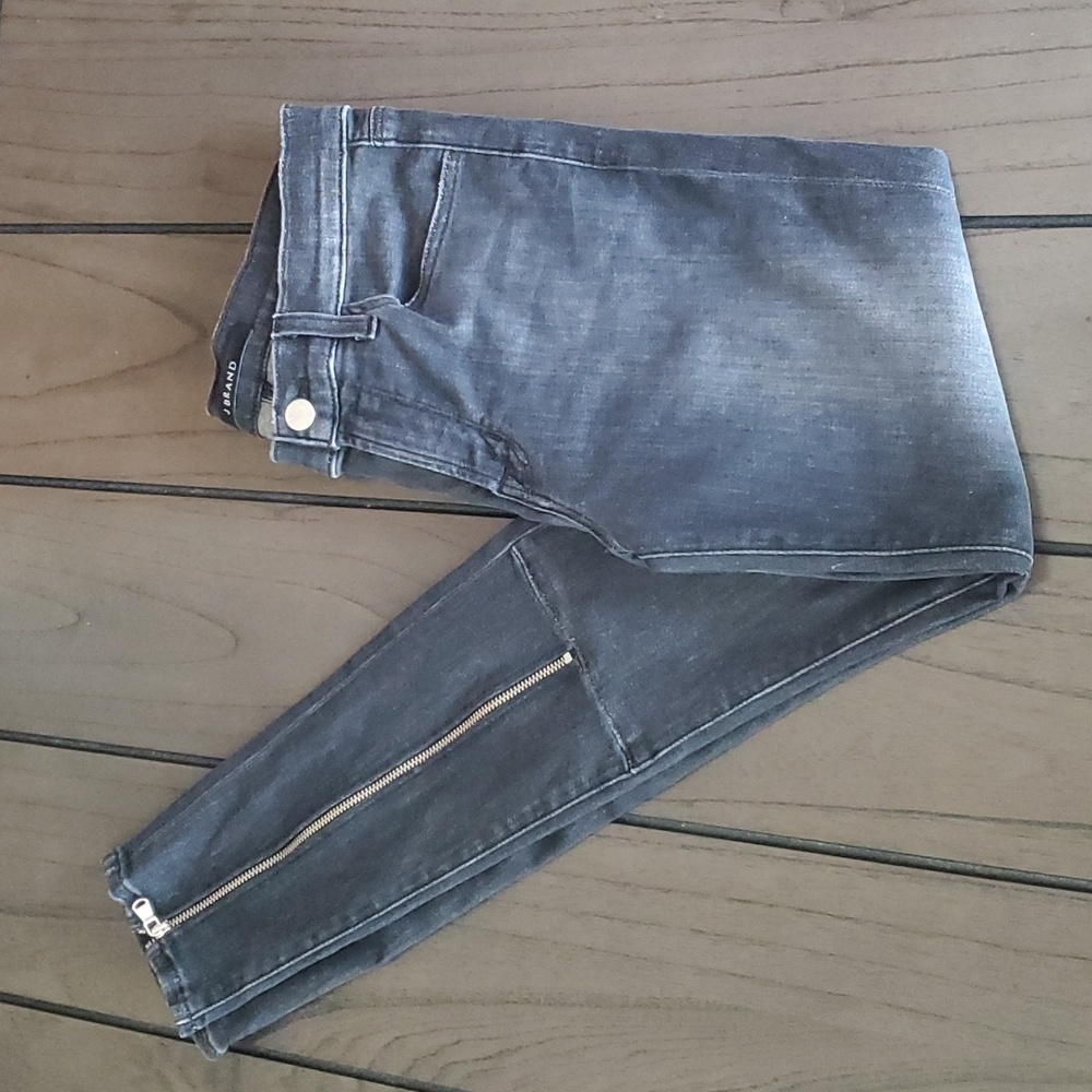 J Brand Alana Mid-rise Super Skinny Jeans, Black Heath, 27